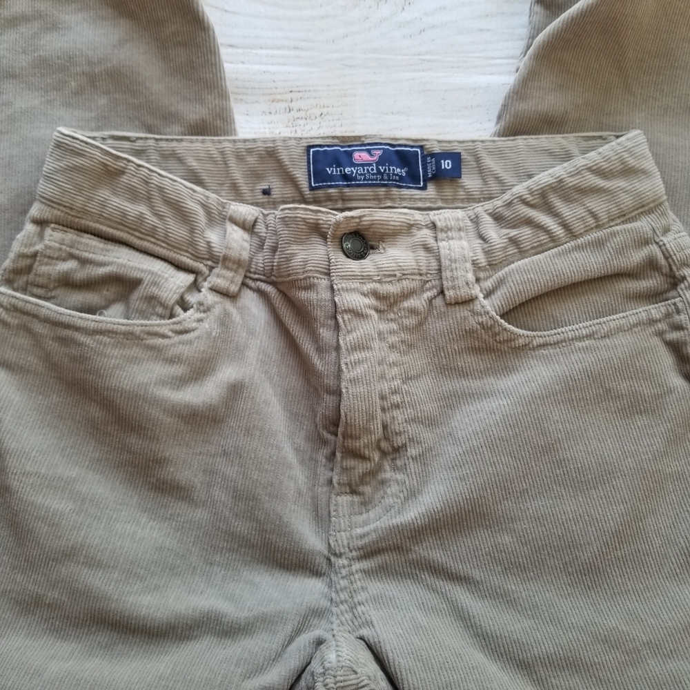 Vineyard Vines corduroy pants
